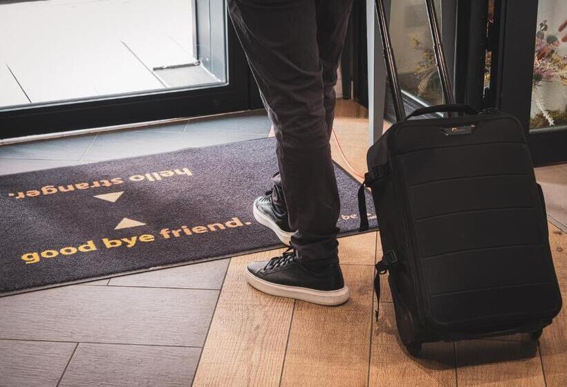 Fotos del hotel Urban Bivouac:  19