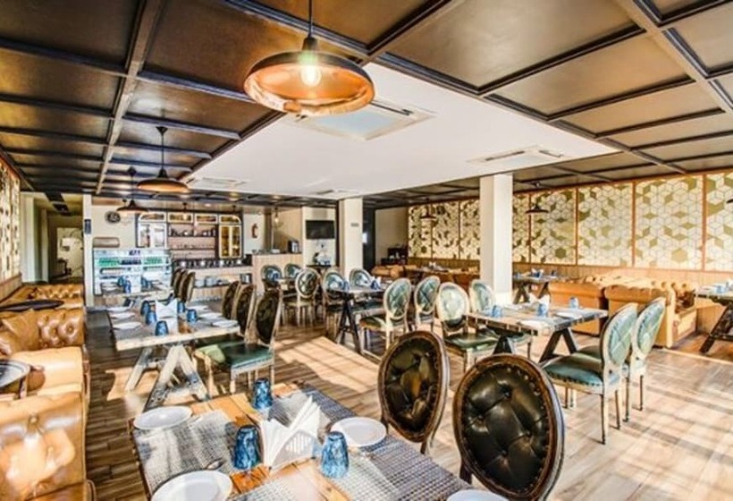 Fotos del hotel Fab Prime V Hussainganj:  8