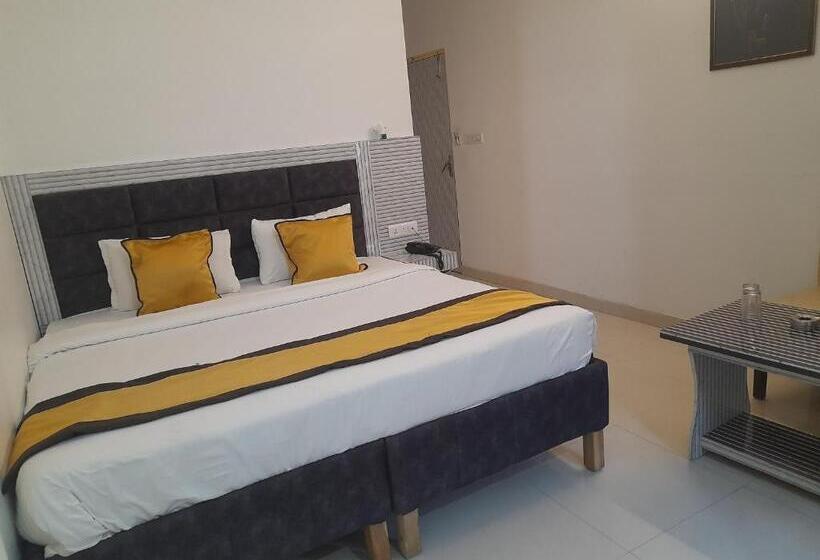 Fotos del hotel Fabexpress Global Inn Hussain Ganj:  10