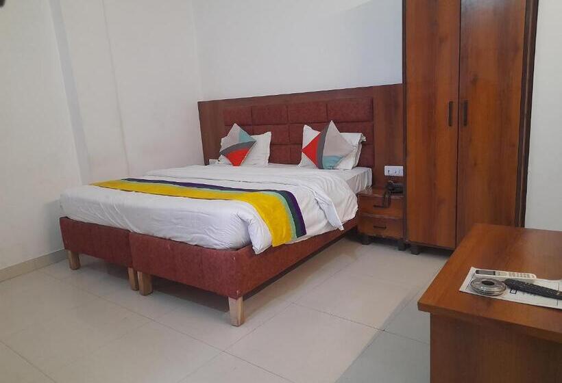 Fotos del hotel Fabexpress Global Inn Hussain Ganj:  11