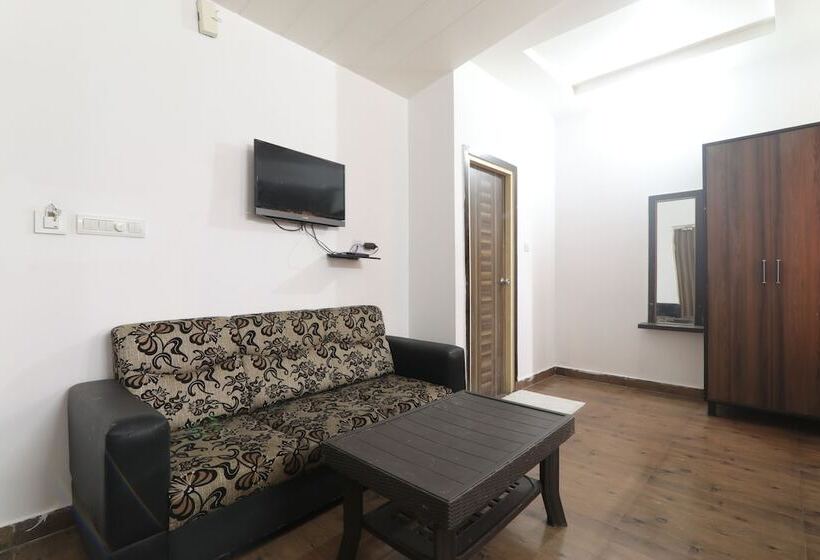 Fotos del hotel Fabexpress Global Inn Hussain Ganj:  17