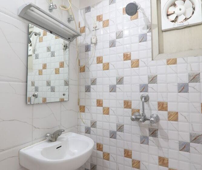 Fotos del hotel Fabexpress Global Inn Hussain Ganj:  20