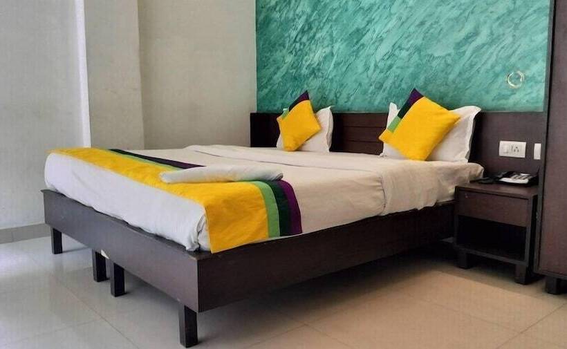 Fotos del hotel Fabexpress Global Inn Hussain Ganj:  21