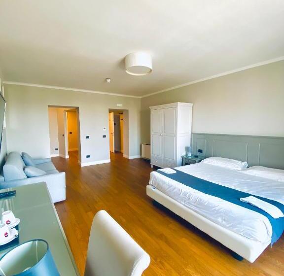 Fotos del hotel De Ville:  10