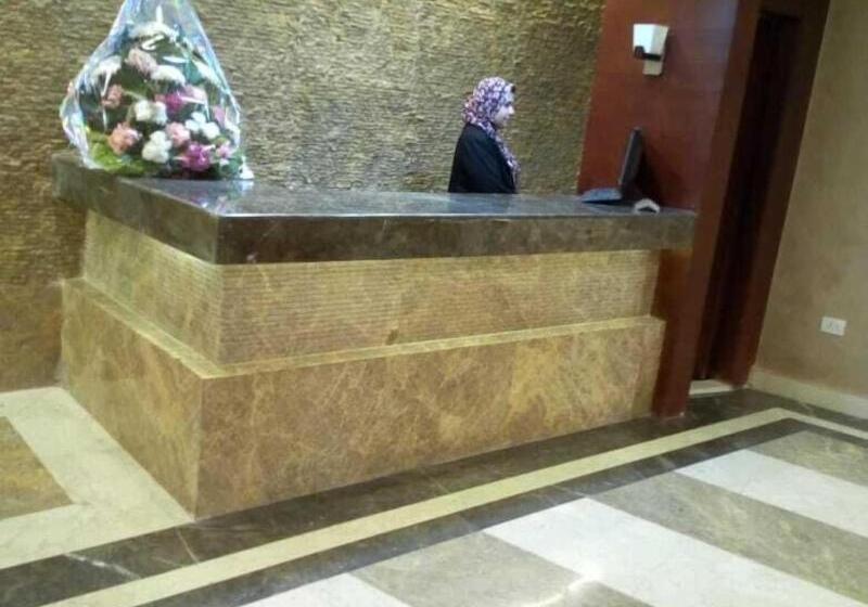 Fotos del hotel Grand Palace:  2