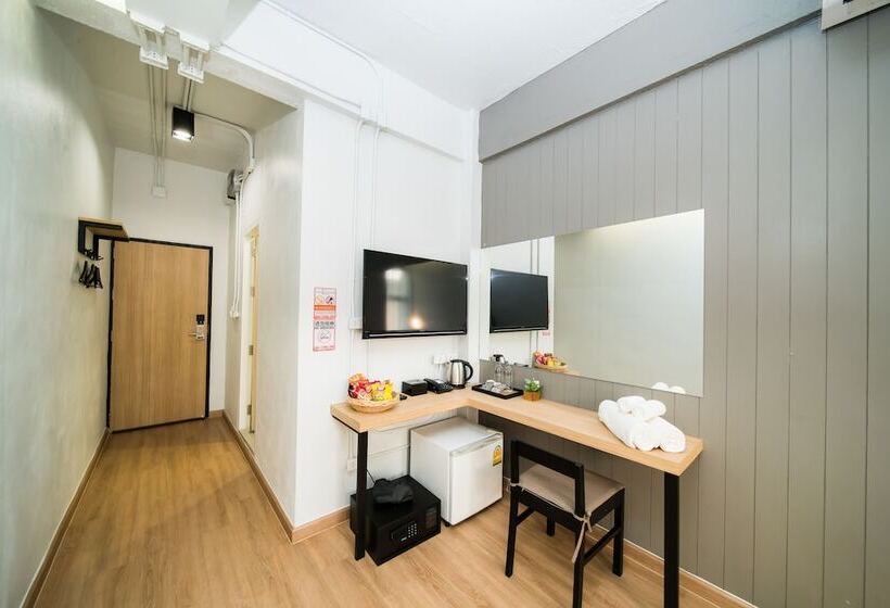 Fotos del hotel Marwin Villa:  8