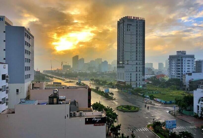 Monsieur Diesel  Danang