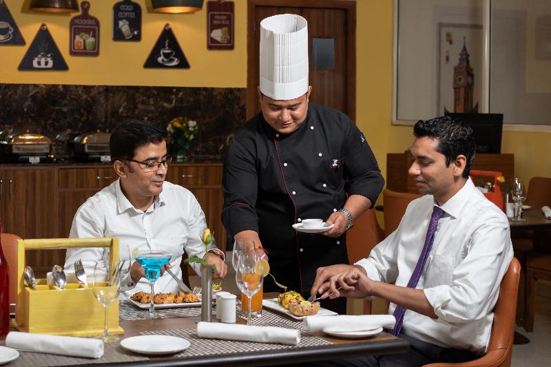 Fotos del hotel Inde  Cyber City:  14