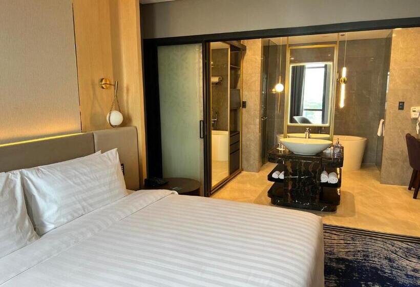 Fotos del hotel Best Western Metro Clark:  8