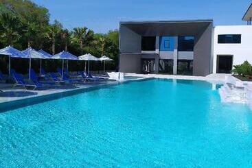 Seabed Grand Hotel Phuket   Sha Extra Plus - Phuket