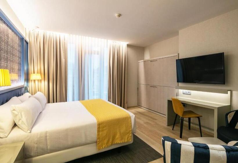 Fotos del hotel Catalonia Porto:  2