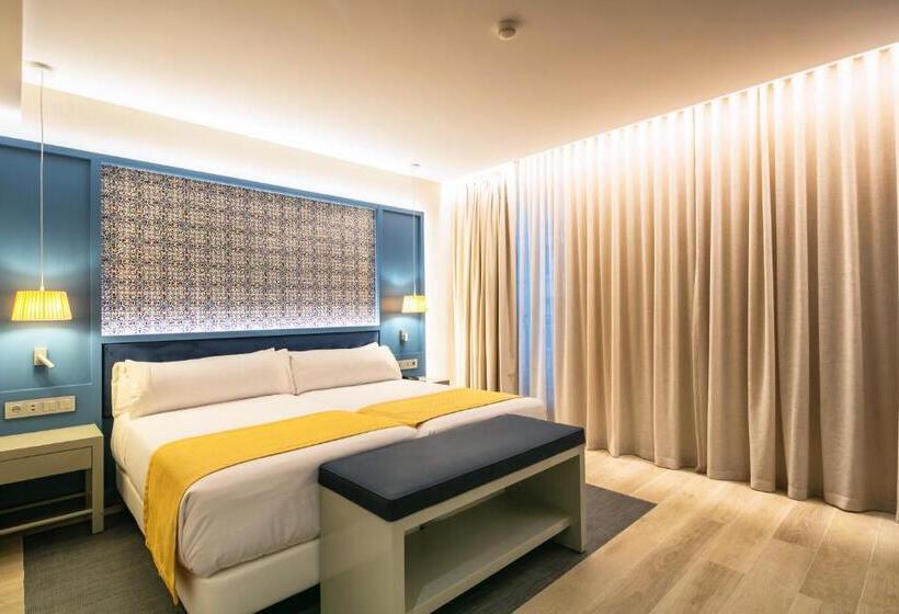 Fotos del hotel Catalonia Porto:  7