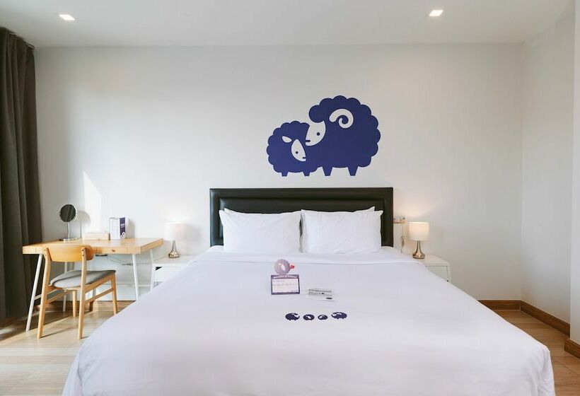 Kokotel Bangkok Sukhumvit 50