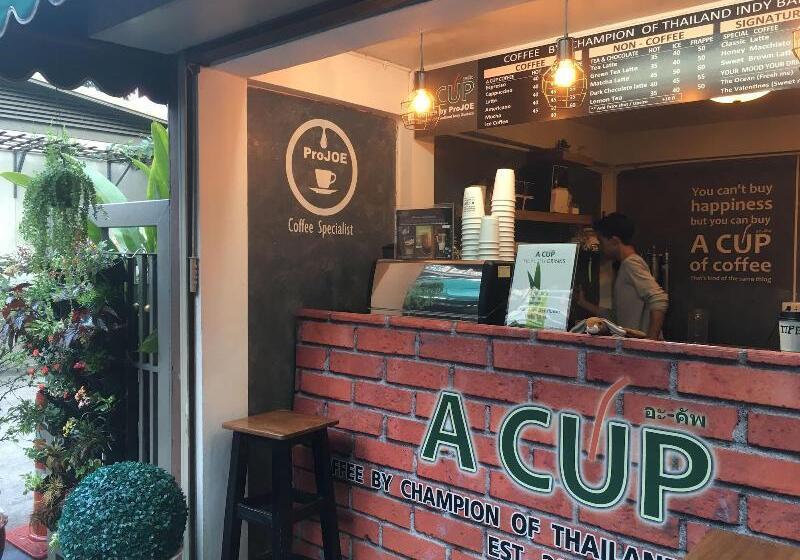 Fotos del hotel Le Vanvarothai Saladaeng Residence:  13