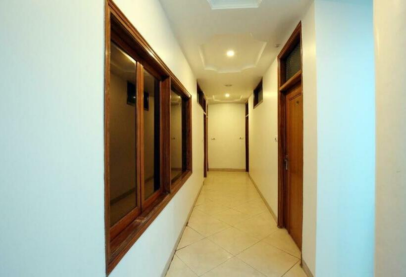 Fotos del hotel OYO 9230 Hotel Royal Brooks:  23