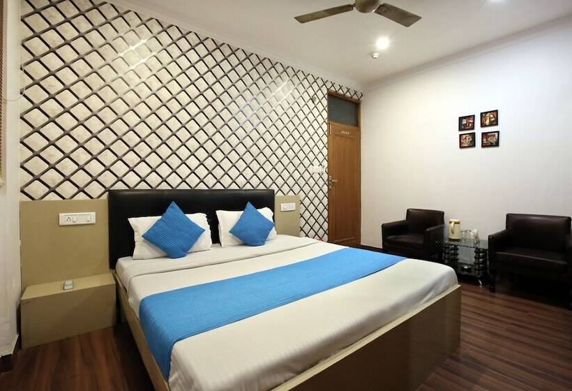 Fotos del hotel OYO 9230 Hotel Royal Brooks:  9