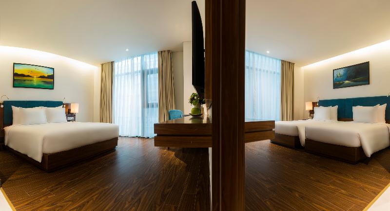 Fotos del hotel Maximilan Danang Beach:  13