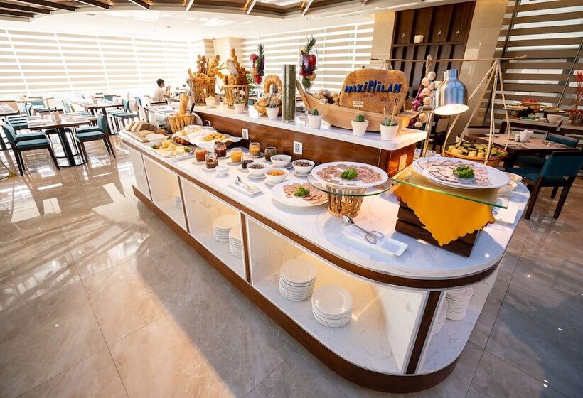 Fotos del hotel Maximilan Danang Beach:  23