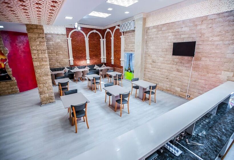 Fotos del hotel Nine:  15