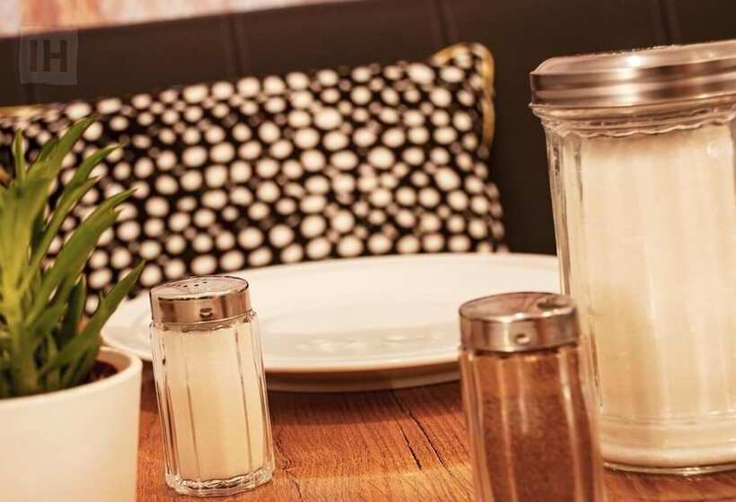 Fotos del hotel Isha:  14