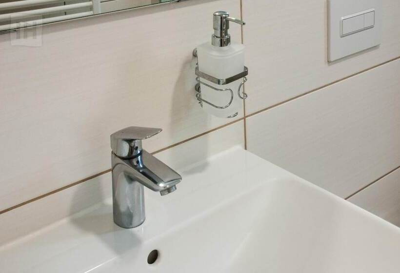 Fotos del hotel Isha:  25