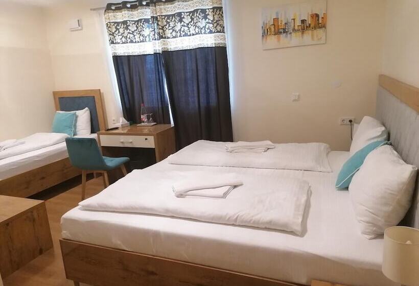 Fotos del hotel Isha:  8