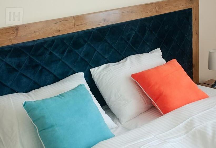 Fotos del hotel Isha:  6