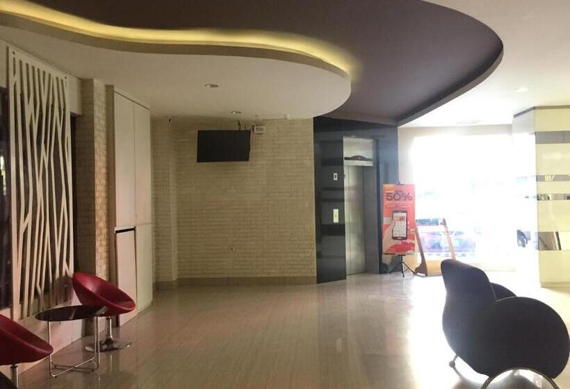 Fotos del hotel Reddoorz Plus @ The Alden:  18