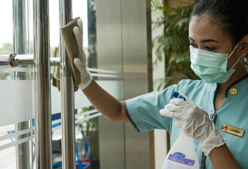 Swiss-belhotel Serpong