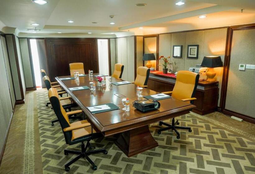 Fotos del hotel Swiss-belhotel Serpong:  7