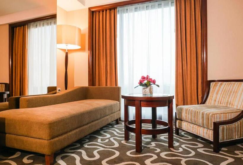 Fotos del hotel Swiss-belhotel Serpong:  18