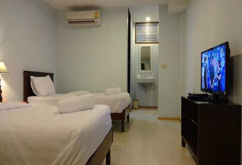 Fotos del hotel Mango Bedroom Inn:  2