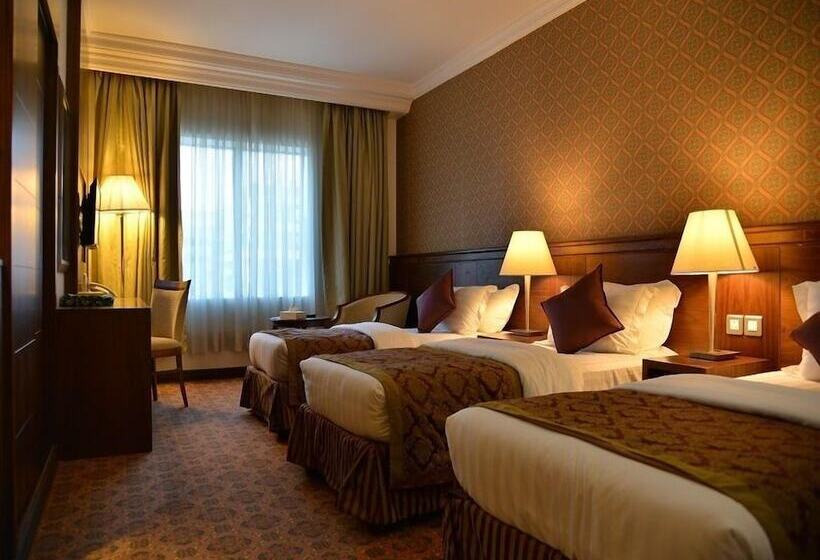 Fotos del hotel Nozol Royal Inn:  15