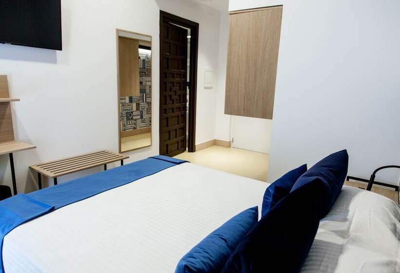 Fotos del hotel Triana Montalvan:  2