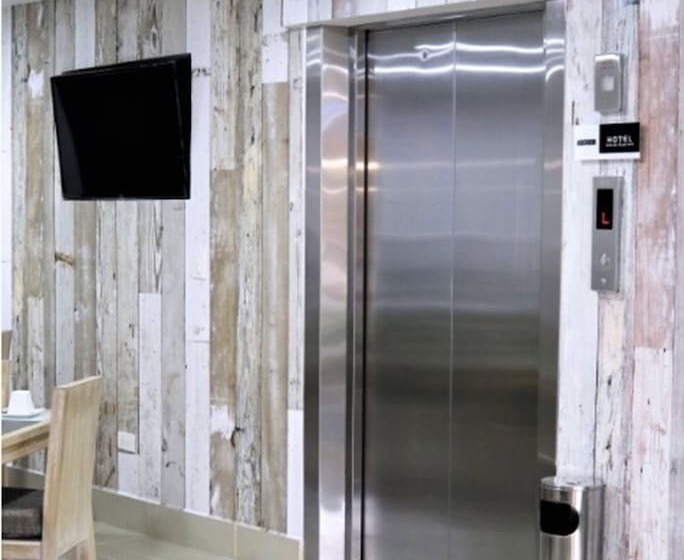 Fotos del hotel Lleras Express:  12