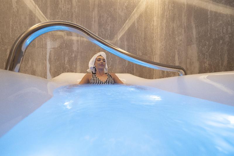 Fotos del hotel Vivid Blue Serenity Resort:  4