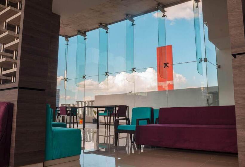 Fotos del hotel Kavia Monterrey:  13