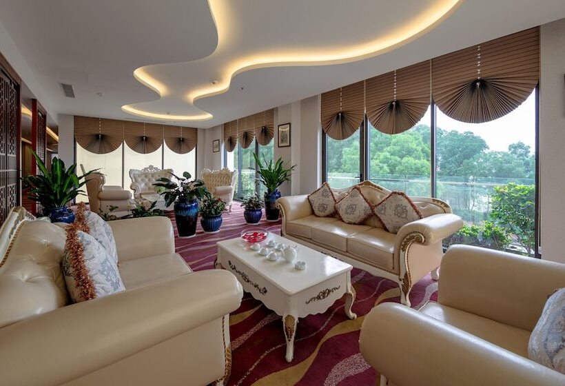 Fotos del hotel Phoenix Resort Bac Ninh:  11