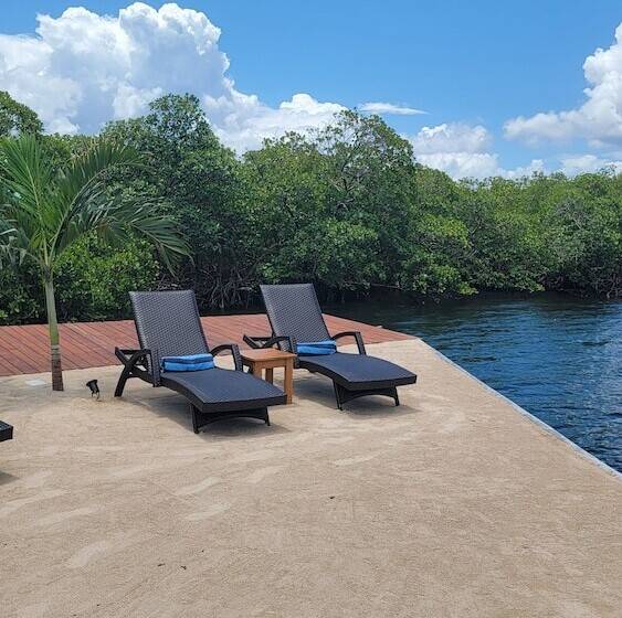 Fotos del hotel Bocas Bali Luxury Water Villas:  9