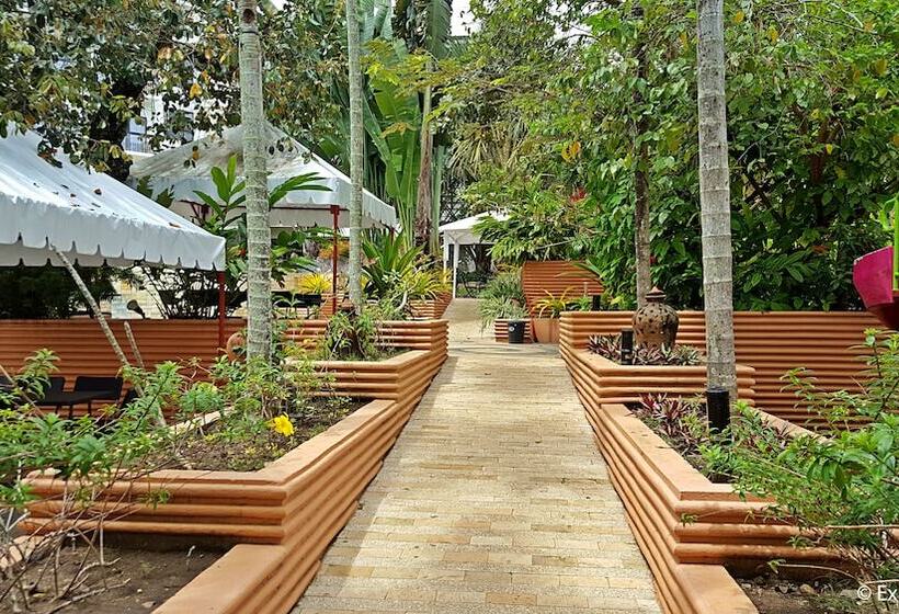 Fotos del hotel Bravo  And Resorts:  8