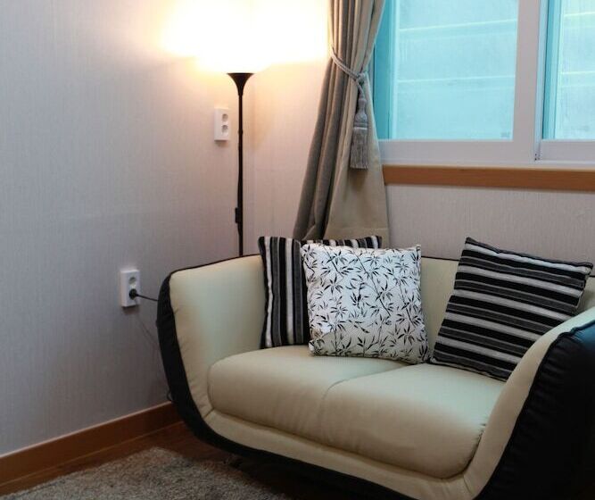 Fotos del hotel Ario Pension:  24