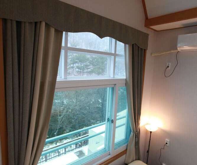 Fotos del hotel Ario Pension:  7