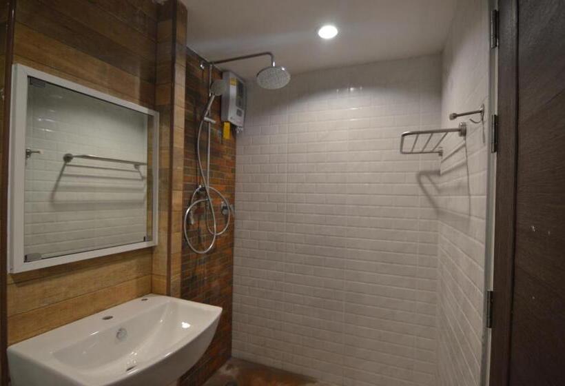 Fotos del hotel Ud Capital:  21