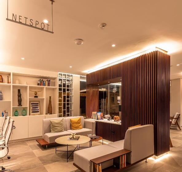 Fotos del hotel Ontico Urban Design:  9