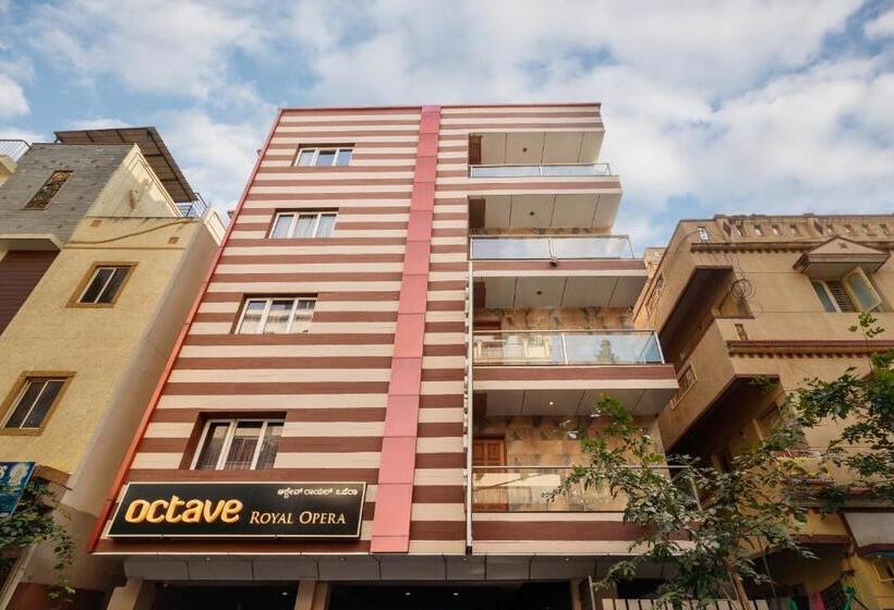 Octave Royal Opera