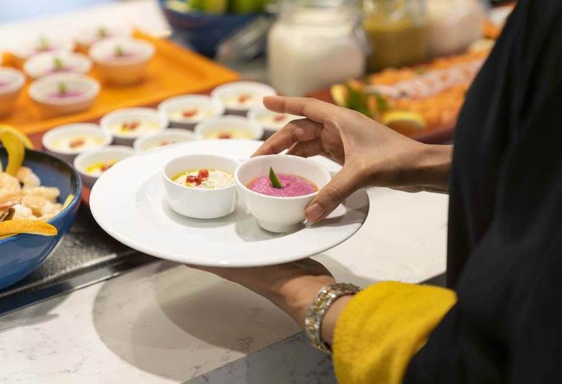 Fotos del hotel Holiday Inn & Suites Al Jubail, An Ihg:  6