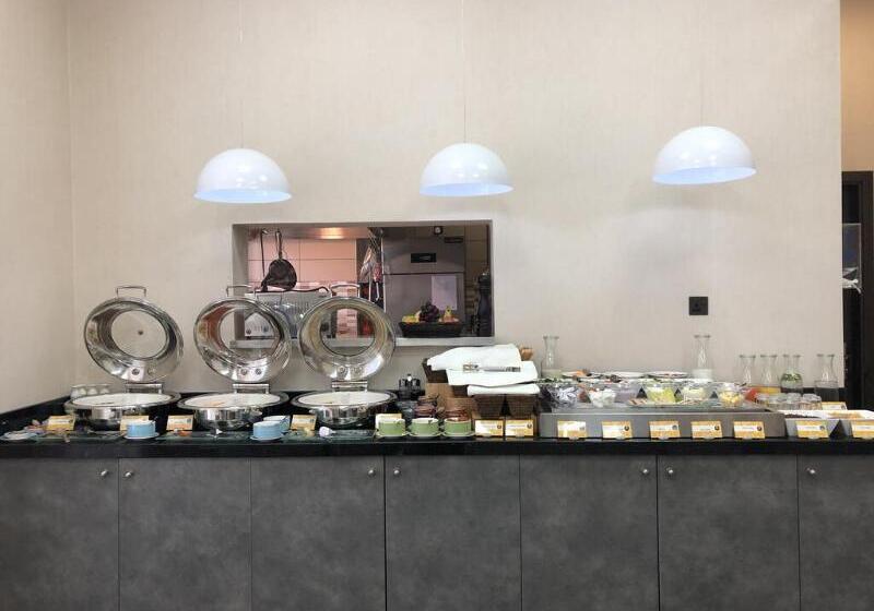 Fotos del hotel Time Express  Al Khan:  17