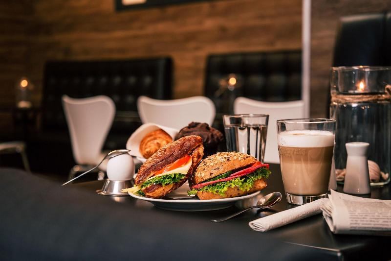 Fotos del hotel Augustus  Bernkastel  Comfortable Budget:  16