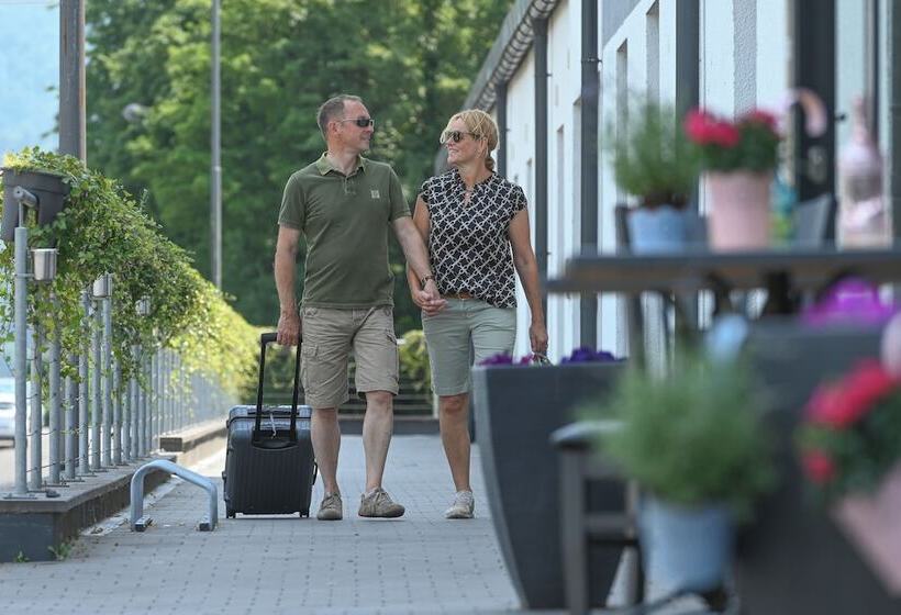 Fotos del hotel Augustus  Bernkastel  Comfortable Budget:  15