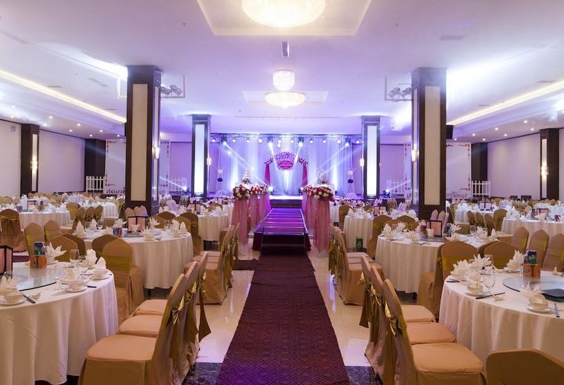 Fotos del hotel Muong Thanh Grand Quang Tri:  18